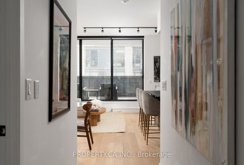 Photo 4 at 302 - 41 Dovercourt Road, Niagara, Toronto