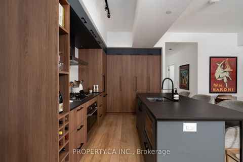 Photo 8 at 302 - 41 Dovercourt Road, Niagara, Toronto