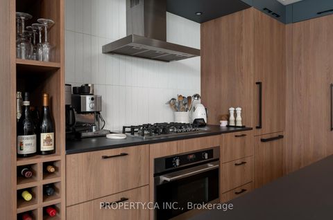 Photo 9 at 302 - 41 Dovercourt Road, Niagara, Toronto