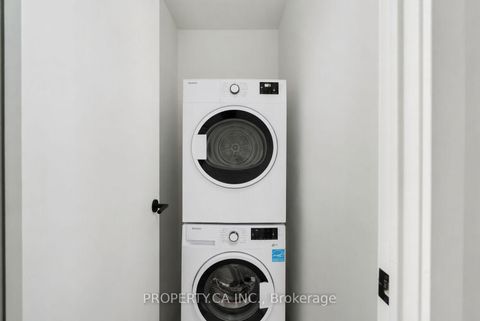 Photo 23 at 302 - 41 Dovercourt Road, Niagara, Toronto