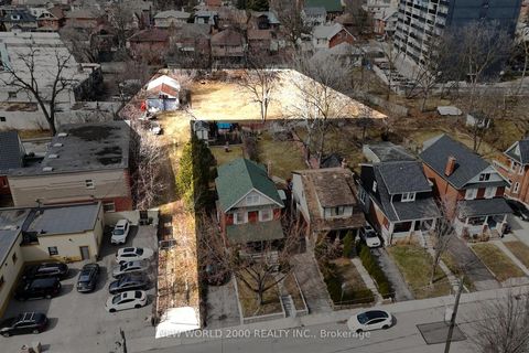 Photo 3 at 2A Fern Avenue, Weston, Toronto