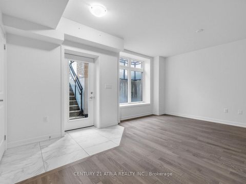 Photo 4 at 2108 - 58 Elizabeth Street S, Mill Pond, Richmond Hill