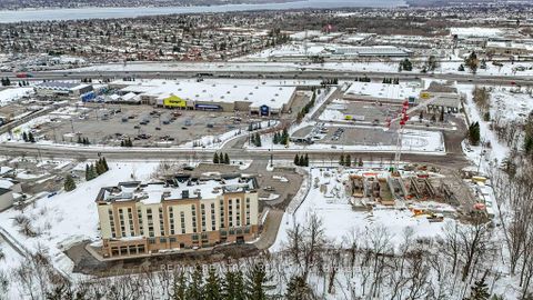 Photo 27 at 603 - 300 Essa Road, 400 West, Barrie