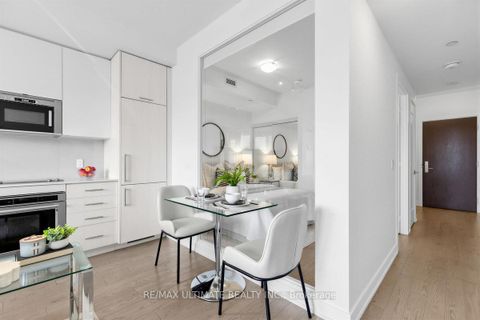 Photo 2 at 2508 - 330 Richmond Street W, Waterfront Communities C1, Toronto