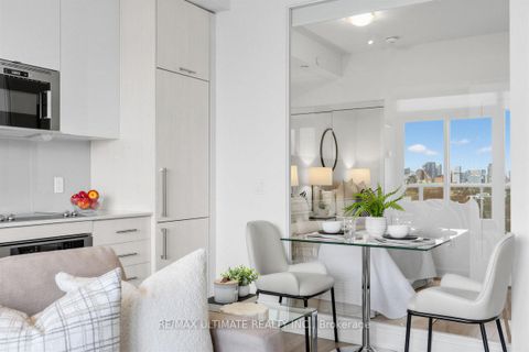 Photo 3 at 2508 - 330 Richmond Street W, Waterfront Communities C1, Toronto