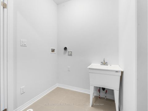 Photo 26 at 3 Lounts Lane, Cornell, Markham