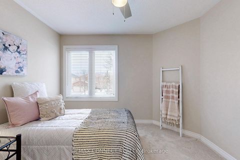 Photo 28 at 111 Dali Crescent, Rouge E11, Toronto