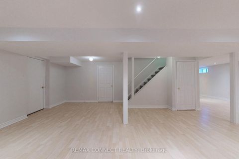 Photo 35 at 111 Dali Crescent, Rouge E11, Toronto