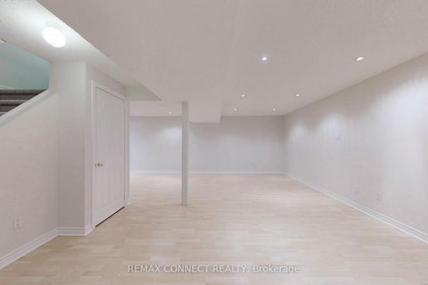 Photo 36 at 111 Dali Crescent, Rouge E11, Toronto