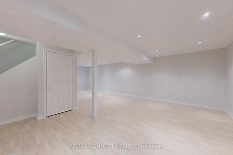 Photo 37 at 111 Dali Crescent, Rouge E11, Toronto