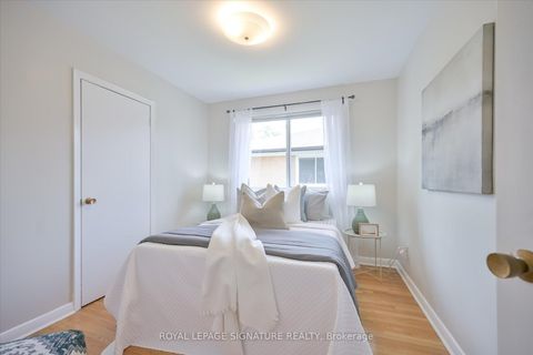 Photo 9 at 45 Santa Barbara Road, Willowdale West, Toronto