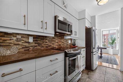 Photo 16 at 620 - 20 Southport Street, Swansea, Toronto