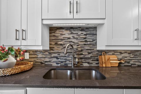 Photo 20 at 620 - 20 Southport Street, Swansea, Toronto