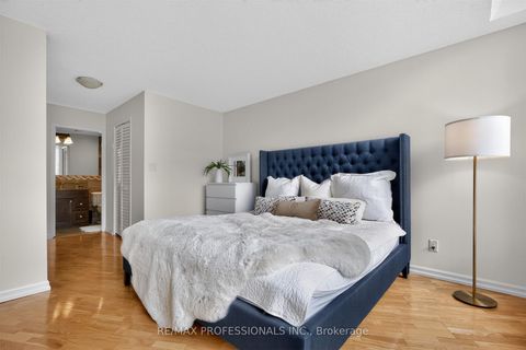 Photo 22 at 620 - 20 Southport Street, Swansea, Toronto