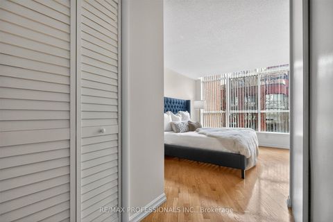 Photo 29 at 620 - 20 Southport Street, Swansea, Toronto