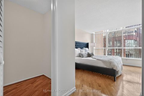 Photo 30 at 620 - 20 Southport Street, Swansea, Toronto