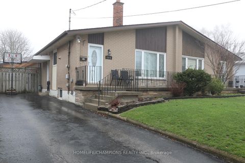 Photo 1 at 865 Vicki Drive, West Shore, Pickering