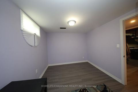 Photo 15 at 865 Vicki Drive, West Shore, Pickering