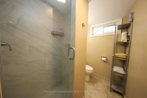 Photo 16 at 865 Vicki Drive, West Shore, Pickering