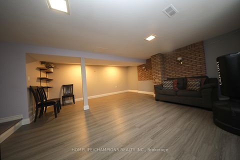 Photo 21 at 865 Vicki Drive, West Shore, Pickering