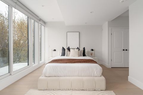 Photo 20 at 167 Sammon Avenue, East York, Toronto