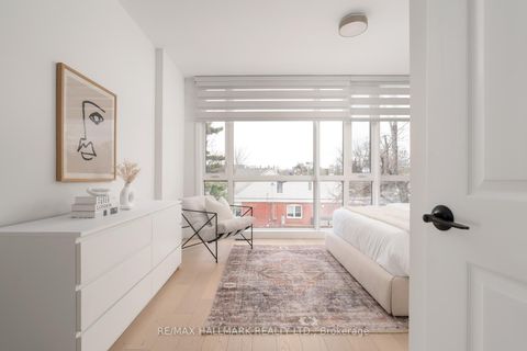 Photo 29 at 167 Sammon Avenue, East York, Toronto