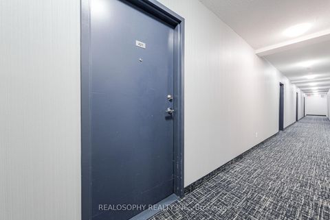 Photo 1 at 421 - 60 Fairfax Crescent, Birchmount, Toronto