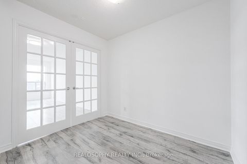 Photo 12 at 421 - 60 Fairfax Crescent, Birchmount, Toronto