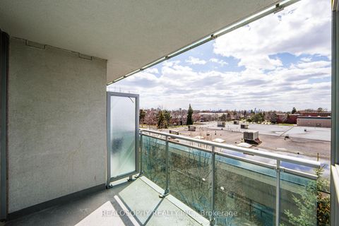 Photo 22 at 421 - 60 Fairfax Crescent, Birchmount, Toronto