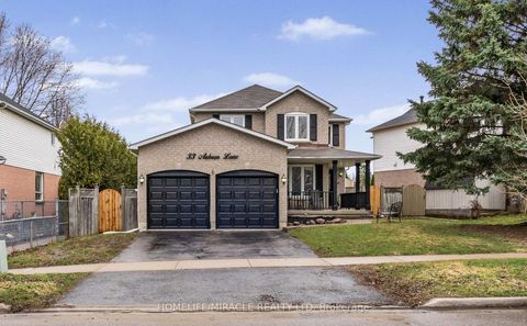 Photo 2 at 33 Auburn Lane, Courtice, Clarington