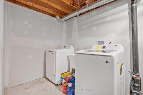 Photo 9 at 33 Auburn Lane, Courtice, Clarington