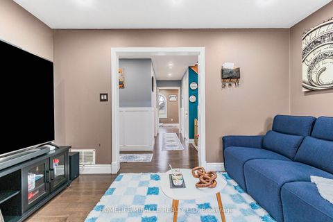 Photo 37 at 33 Auburn Lane, Courtice, Clarington