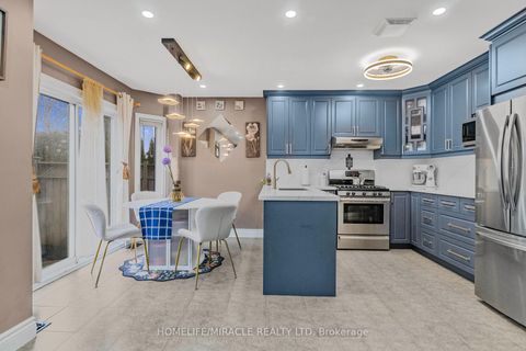 Photo 43 at 33 Auburn Lane, Courtice, Clarington