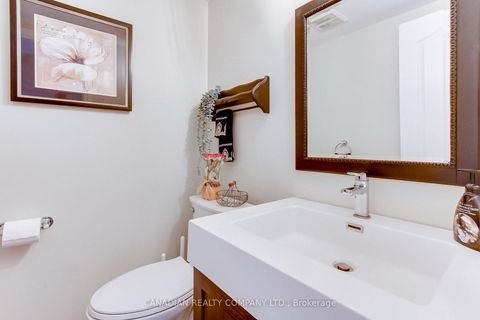 Photo 16 at 7 Glasgow Crescent, Keswick South, Georgina