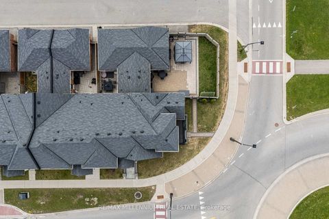 Photo 5 at 288 Barons Street, Kleinburg, Vaughan