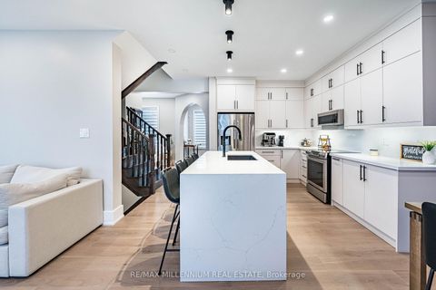 Photo 10 at 288 Barons Street, Kleinburg, Vaughan