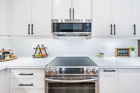 Photo 14 at 288 Barons Street, Kleinburg, Vaughan