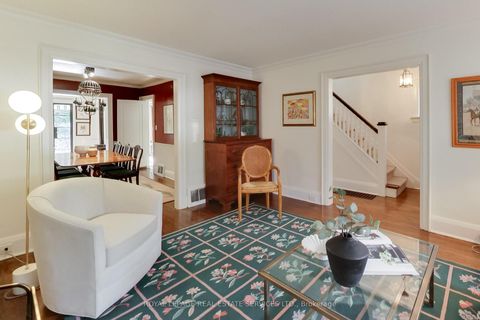 Photo 5 at 738 Huron Street, Casa Loma, Toronto