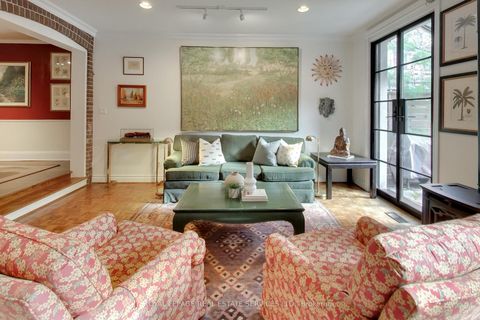 Photo 13 at 738 Huron Street, Casa Loma, Toronto