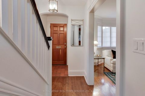 Photo 18 at 738 Huron Street, Casa Loma, Toronto