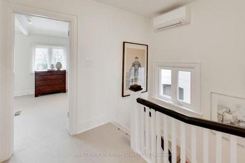 Photo 20 at 738 Huron Street, Casa Loma, Toronto