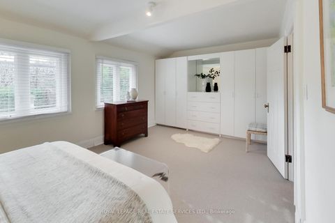 Photo 22 at 738 Huron Street, Casa Loma, Toronto