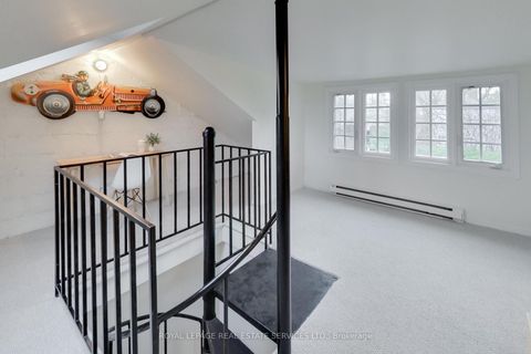 Photo 30 at 738 Huron Street, Casa Loma, Toronto