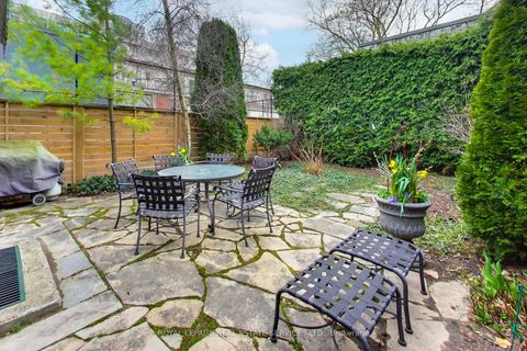 Photo 34 at 738 Huron Street, Casa Loma, Toronto