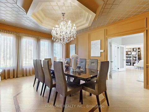 Photo 7 at 145 Renaissance Court, Beverley Glen, Vaughan