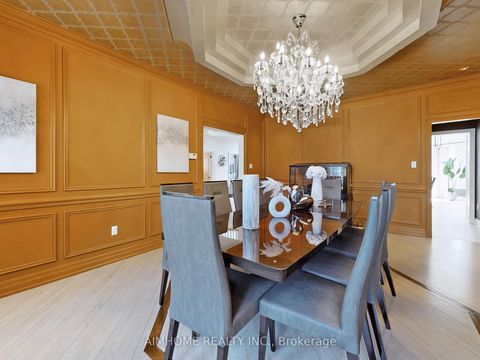 Photo 10 at 145 Renaissance Court, Beverley Glen, Vaughan