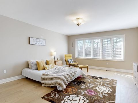 Photo 42 at 145 Renaissance Court, Beverley Glen, Vaughan