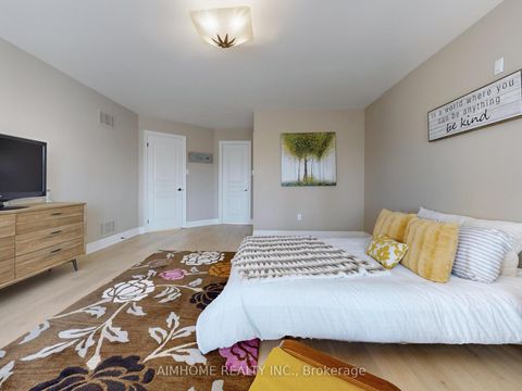 Photo 43 at 145 Renaissance Court, Beverley Glen, Vaughan