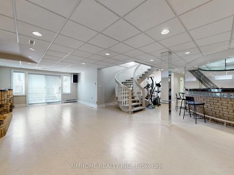 Photo 44 at 145 Renaissance Court, Beverley Glen, Vaughan