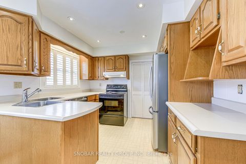 Photo 7 at 2 Hartsdale Drive, Richview, Toronto